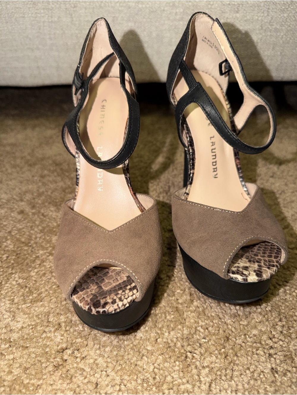 Chinese Laundry Taupe Brown & Black Platform Peep-Toe Heels